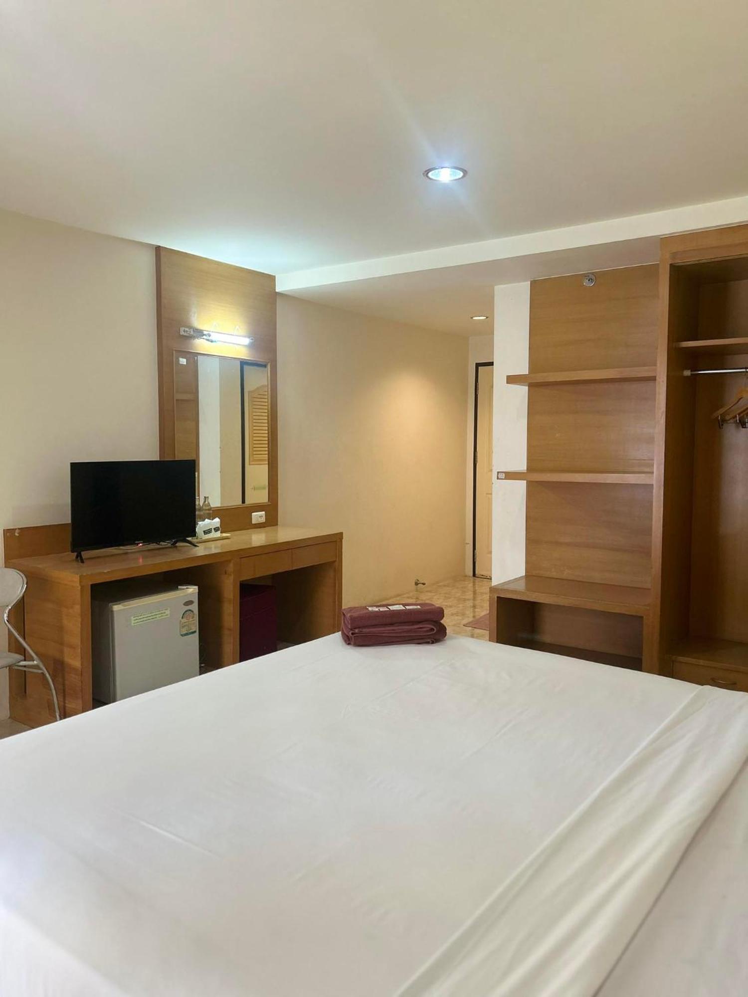 האט יאי Pearl Place Hotel מראה חיצוני תמונה
